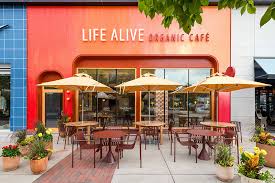 Choose a Healthy Restaurant like Life Alive Cafe to stay fit and healthy